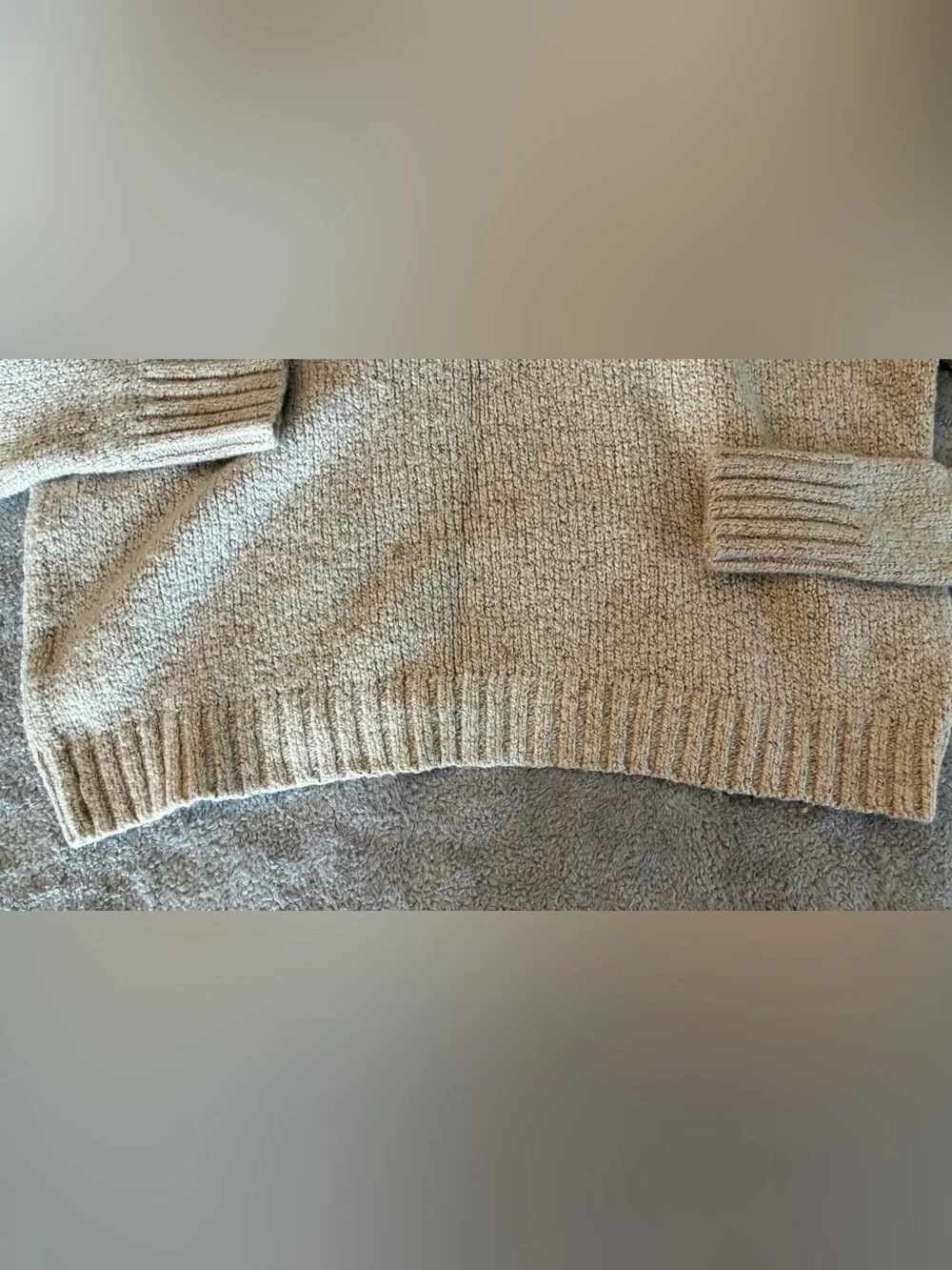Cozy Mock Neck Women's American Eagle Sweater in Light Beige Size X-Small